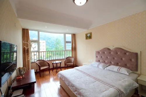 Lushan Tianyi Manor