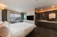 Sacheon (Samcheonpo) Jambo Hotel - 2-Star