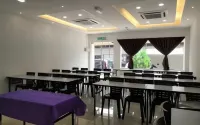 LOUIS Hotel