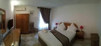 El Biar Hotel - Airport Shuttle