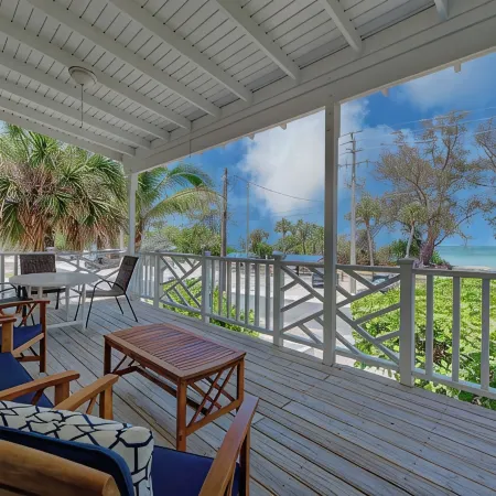 Wake up on the waters of Tampa Bay in a north Anna Maria home.