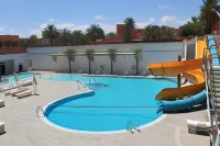 Advise Hotels Reina - Uima-altaat