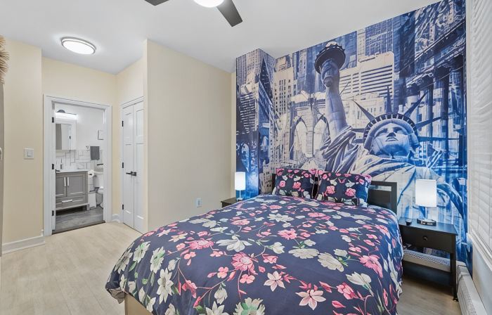 NEW-Free Prkg-2BR/2.5Bath/3 Queen Size Beds-Duplex