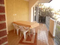 Spacious holiday apartment in La Caletta, a few minutes from the beach - 2-Star
