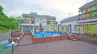Anmyeondo Neipkeulrobeo Suyeongjangpensyeon - Pool