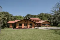 Malbec Casa Hotel - parking