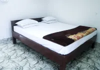 Homocation - Manorama Lodge - parking