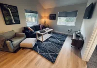Modern & Charming Silverton Getaway Cottage- 1 mile from downtown! - Wifi