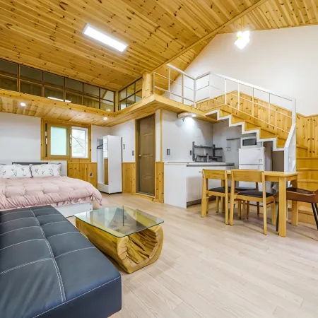 Samcheok Forest Pension