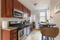 Spacious and Inviting 2Br in Lovely Lincoln Square