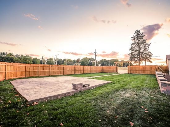 Luxury 5 Bedroom Home with Pool and 3 Acres of Private Land!
