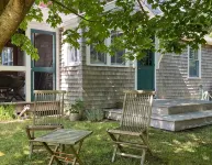 Charming Sun Filled Eastham Cottage at Fort Hill - 3-Star