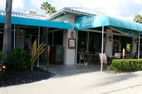 Amazing Condo in Cowpet Bay West, Steps From the Beach, Pool and Restaurants - 2-Star