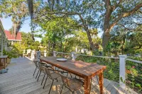SERENITY SHORES Private Luxury 5-Level Tropical Oasis, Pool, Steps to Beach