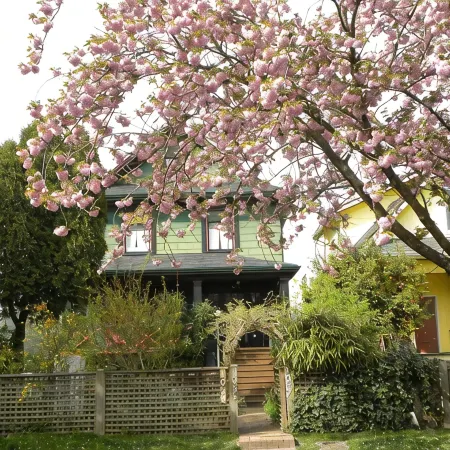 Beautiful Victorian Home - Central Vancouver!