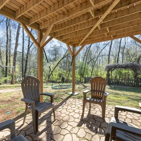 Family Friendly, Sleeps 11, Pets allowed!