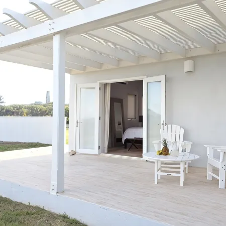 Luxurious Oceanfront Honeymoon Cottage - as seen on HGTV - Gated Subdivision