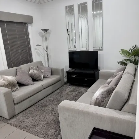 Silver Earth Accommodation