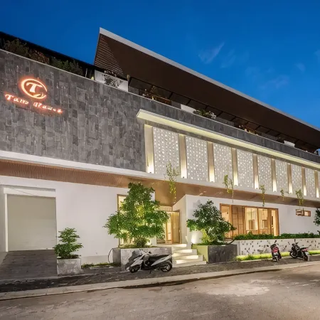 Tam House Villa Hotel
