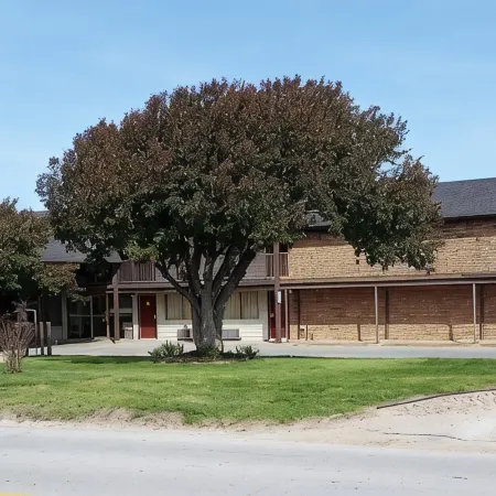 Home-Towne Lodge