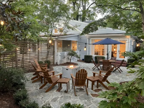 Luxury Home - Walk to Grove and Square - Outdoor Patio Seating - 4-Star