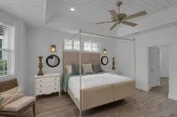 Vibe! Coastal Living Experience! Screened Pool! - 4-Star