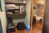 郊狼溪配有木柴爐、火坑及私人戶外區域的閣樓小木屋 - 鄉村度假屋