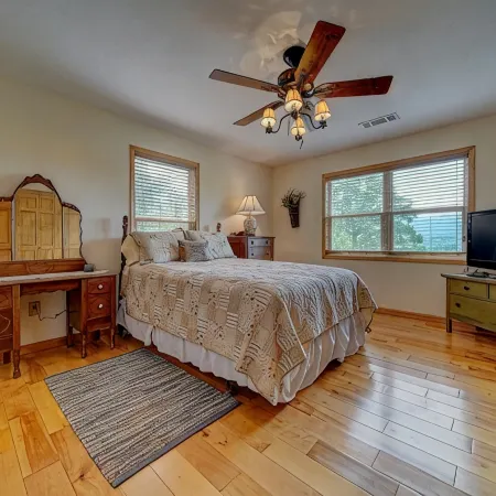 Amazing Appalachian Mountain Views from Every Room!