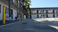 Value Inn Bellflower - Parkering