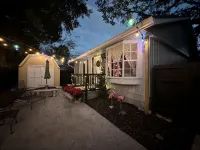 Your Secluded Hideaway in Historic St. Augustine Uptown. - Bungalows