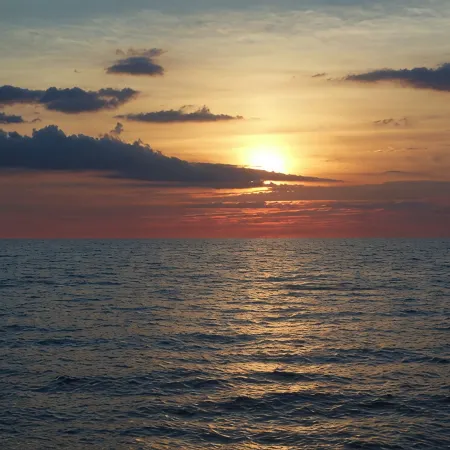 Sailing catamaran vacation rentals in Pensacola Beach