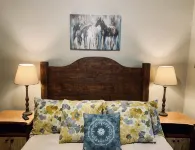 Downtown Columbia Falls Condo - 무료 와이파이