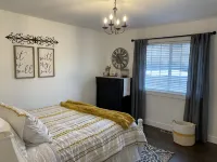 Mimi’s Hive Spacious 6 bed 5 bath home Pendleton , Oregon - 3-Star