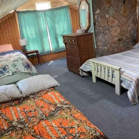 Charming house on deep water cove and amazing views