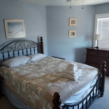 Beachfront Home with  Outdoor Pool and New Indoor Pool/Hot Tub/Sauna/Rec Center!