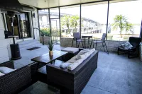 The PLAYFUL PELICAN on Florida's Intercostal Waterway: Beach a few blocks away - Wifi