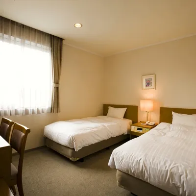 Highway Hotel RestInn Tokinosumika โรงแรมใกล้โอโตเมะ โทเกะ