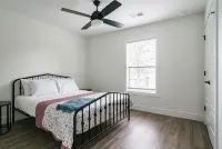 Legacy II- Walk to Notre Dame. New 6 bedroom 5.5 bathrooms,  sleeps up to 14 - 4 stjerner