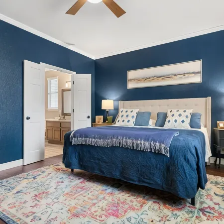 2 King Beds in This Relaxing Home on the Greenbelt.