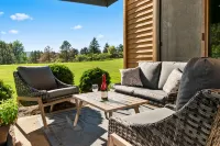 NEW! Relaxing Retreat with Amenities Galore! - 무료 와이파이