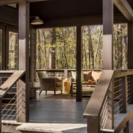Enjoy the lake & mountain retreat at The Water & Woods Tiny Home