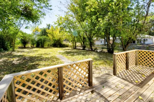 "Broken Arrow 3-Bedroom Retreat – Cozy, Family-Friendly with WiFi & AC - Homestays