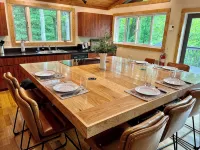 Cabin with Mountain Views / Large Deck / Fireplace / Near Hiking, Biking, Winery - 3-Star