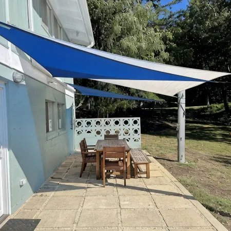 Renovated, Waterfront, Large Private Deep Water Dock, Cowboy Pool, Fire Pit