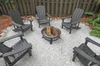 Condor Nest-private home-walk to downtown & the water! New heated POOL! - 4-Star