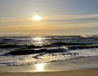 沙丘無憂, 海灘開心! 難忘假期民宿 - 游泳池