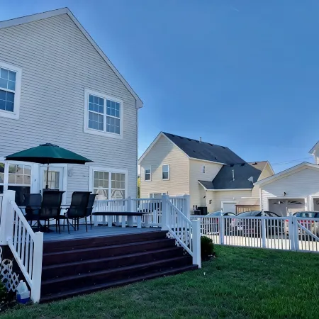 Convenient Beach Home, Beach Access Across Street