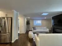 Cheerful & private 3 bedroom Shoreline home. - Wifi