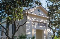 NEW!2BR Carillon Condo. 5 min walk 2 beach,Pools,Pickleball, Incl beach chairs. - 4-Star