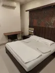 Hotel Shambuji - Airport Shuttle
